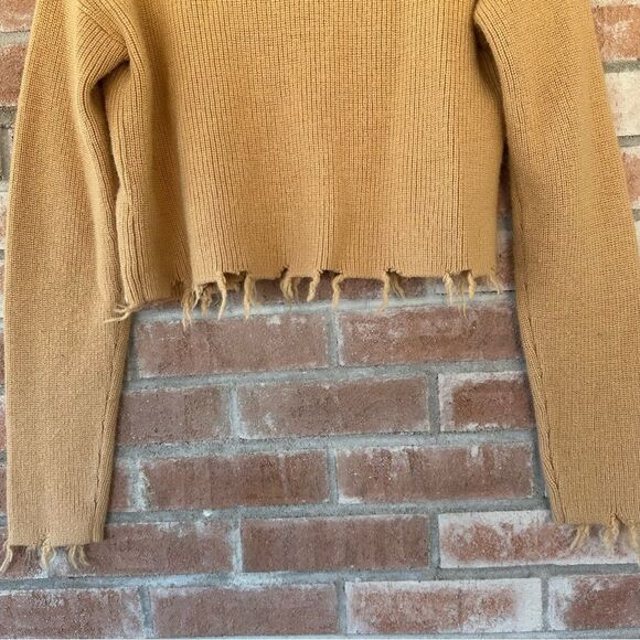 Lovers + Friends Revolve Prospect V Neck Knit Sweater Distressed Tan Crop Small - Picture 8 of 9
